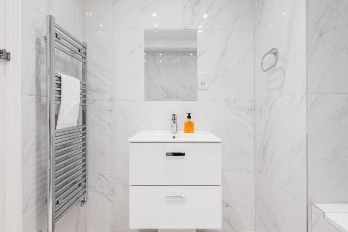 Steps From Hyde Park 2Br 2Bath Sleeps 6 Apartment London Ngoại thất bức ảnh